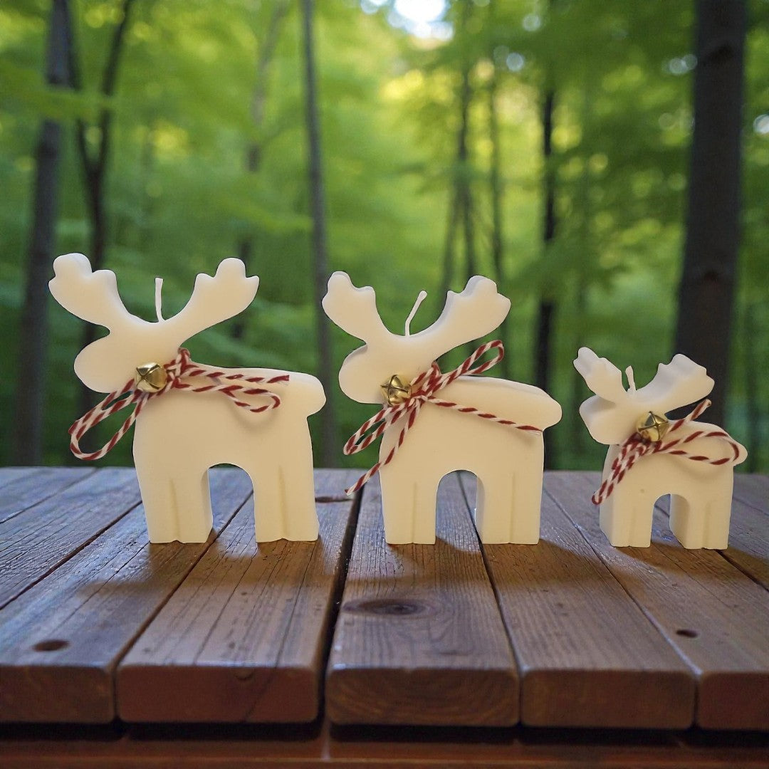 Trio Winter Reindeer